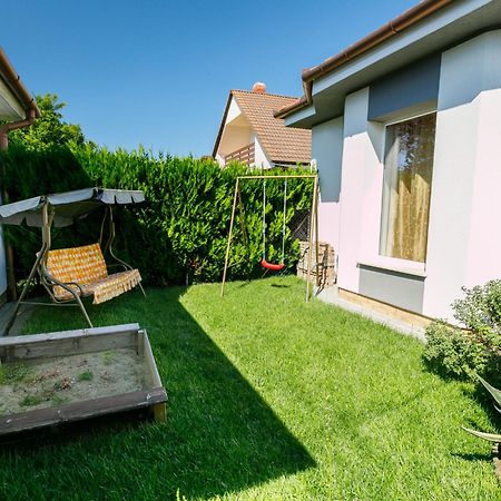 Holiday Home Ildiko Balatonlelle Dış mekan fotoğraf